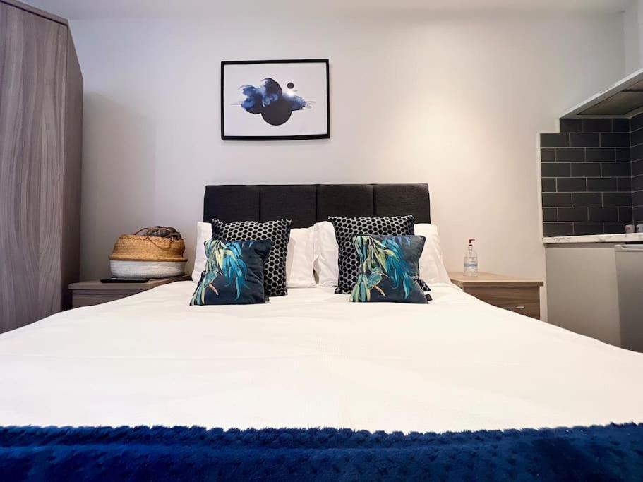 Luxury Studio In City Centre Саутгемптон Экстерьер фото